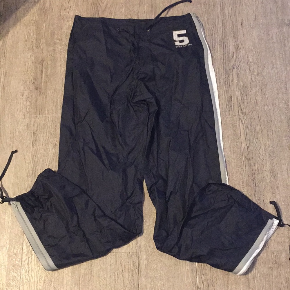 Dkny active nylon track pant navy small new